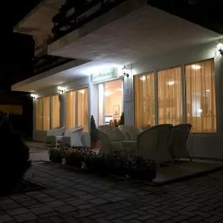 Aleksandar Hotel